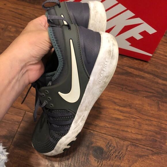 NIKE free training athletic running shoes sneakers women 10 / men 8.5 gray - Picture 4 of 7